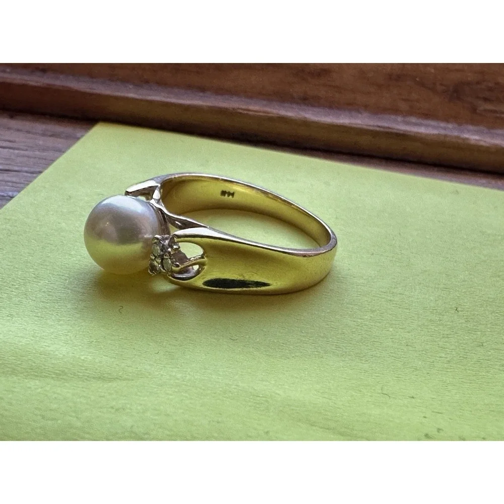 14K Gold Pearl & Diamond Ring Vintage Classic Setting Imprint‎ ADRG Heart size 7